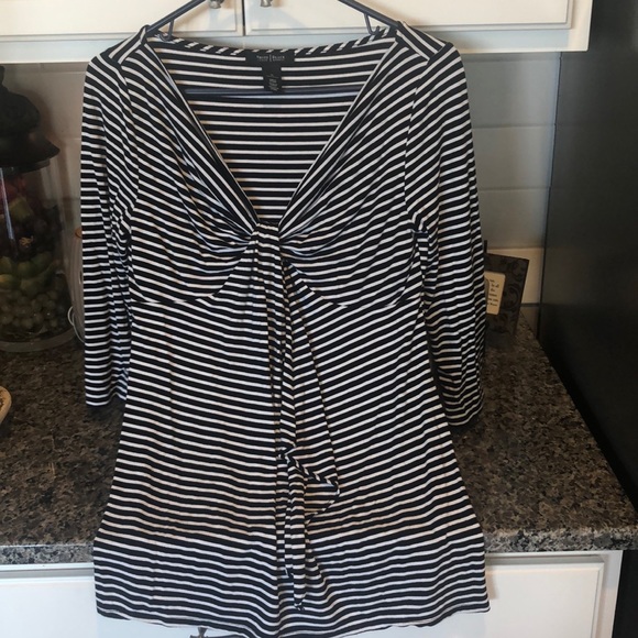 Cute top - Picture 6 of 6